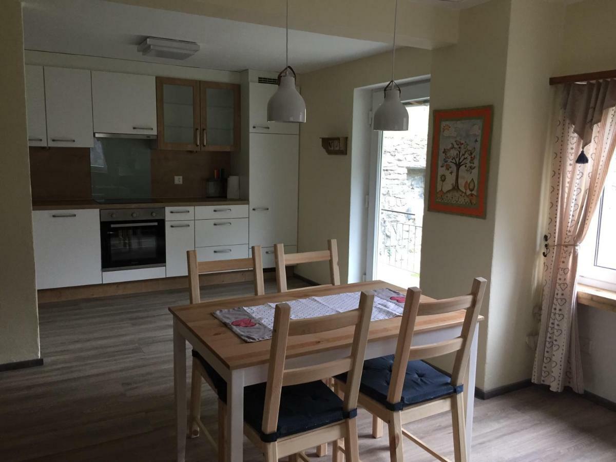 Casa Immersa Nel Vigneto Roveredo Eksteriør bilde